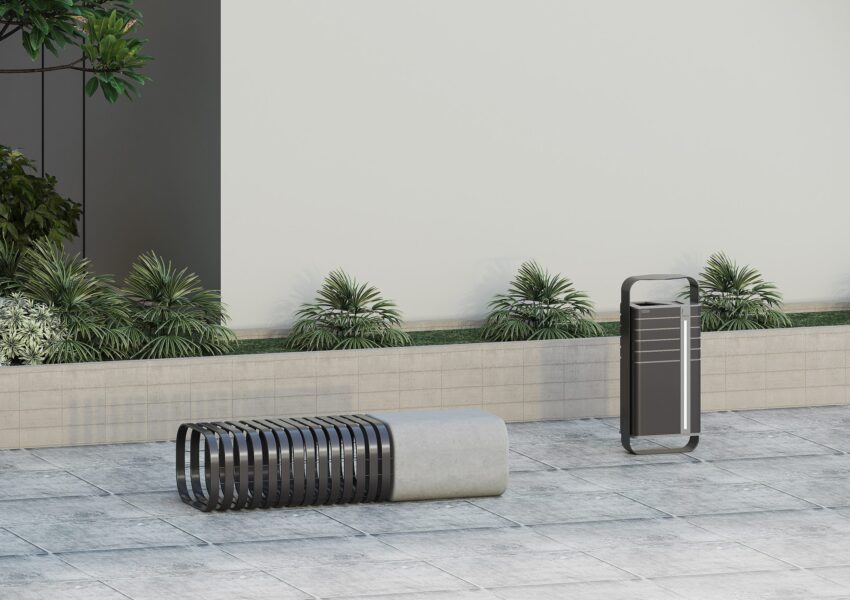 Fith Avenue Trash Bins (1)